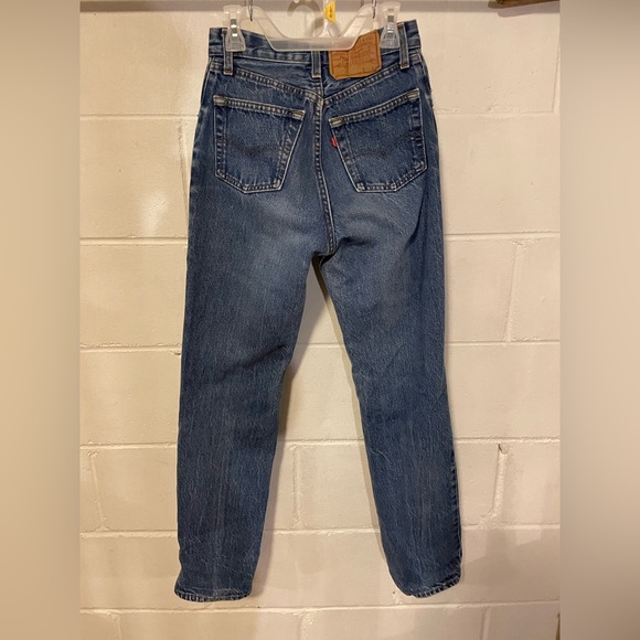 Vintage 501 shrink to fit women’s specific Levi’s - Picture 2 of 12